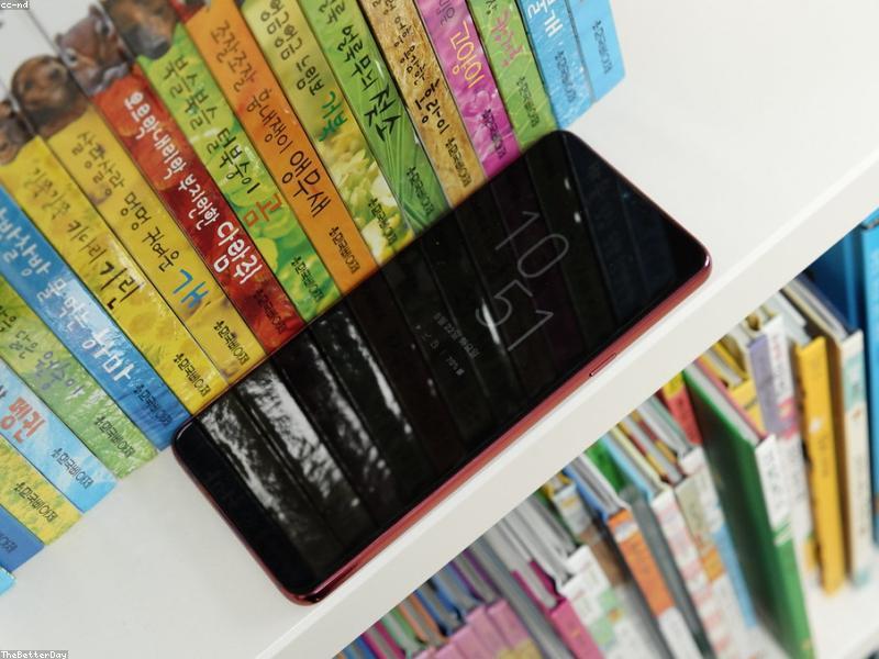 Abstract representation of AI inside a smartphone